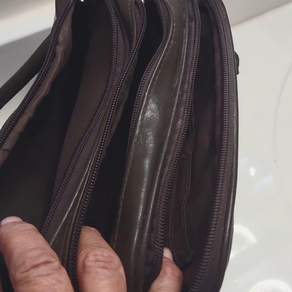 Purse - Picture 2 of 3